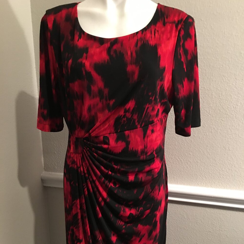 Red & Black Swirl Career Dress Fits Up to 40 Bust New. car1
